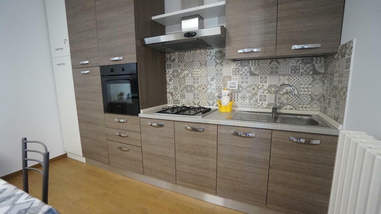 Residenza Topazio ซัน เบเนเดตโต เดล ตรอนโต ภายนอก รูปภาพ